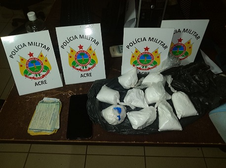 01-10-20-casal-preso-com-cocaina-bairro-vitoria