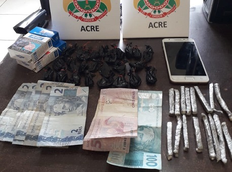 12-11-20-menores-apreendidos-com-drogas-no-centro