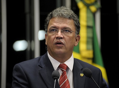 08-12-20-senador-sergio-petecao