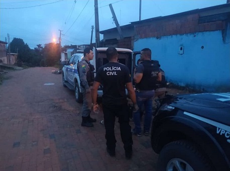 23-12-2020 policias-civis-e-militares-cumprem-mandados-em-sena-madureira
