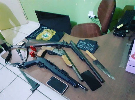 05-01-2021 Forças-de-Segurança-apreendem-armas-de-fogo-em-Manoel-Urbano