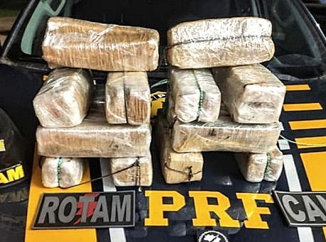 22-01-21 16-kg-de-cocaina