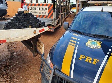 06-02-21-PRF apreende 55 kilos de cocaina