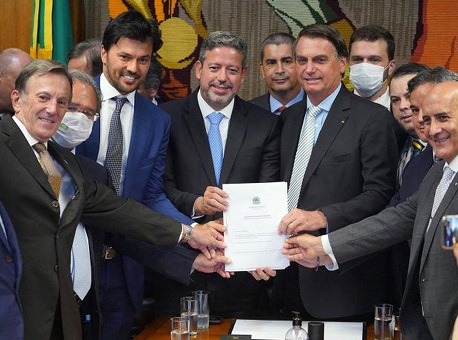 25-02-21-Privatização dos correios