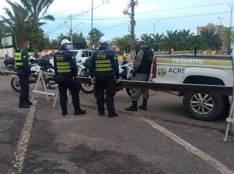 12-03-21-para-evitar-aglomerações-espaços-públicos-serão-fiscalizados-aos-finais-de-semana