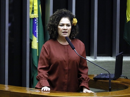 21-03-21-Deputada auxilio para vitimas das alagações