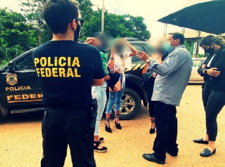 29-03-21-PF resgata tres jovens em trafico de pessoas