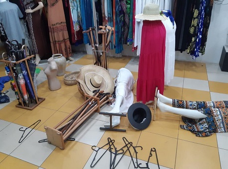 05-04-21 loja-e-furtada-durante-feriado-santo