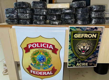 11-04-21-Gefron apreende 26 kg de entorpecentes