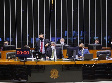 21-04-21-camara-federal