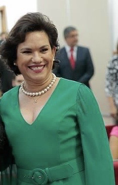 2021-05-28-roberta-01