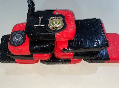 21-05-21 policia-civil-e-gefron-apreenderam-mais-de-30-kg-de-drogas