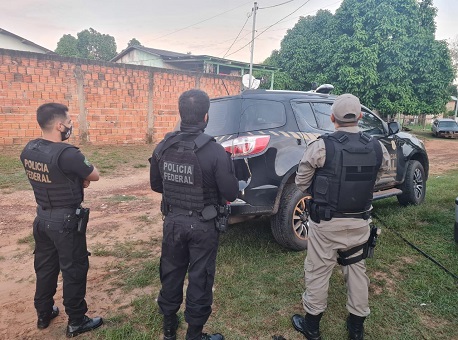 10-06-21 policiais-federais-e-militares-preenderam-homem-acusado-de-trafico