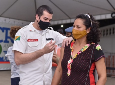 18-06-21-vacinação-do-dia