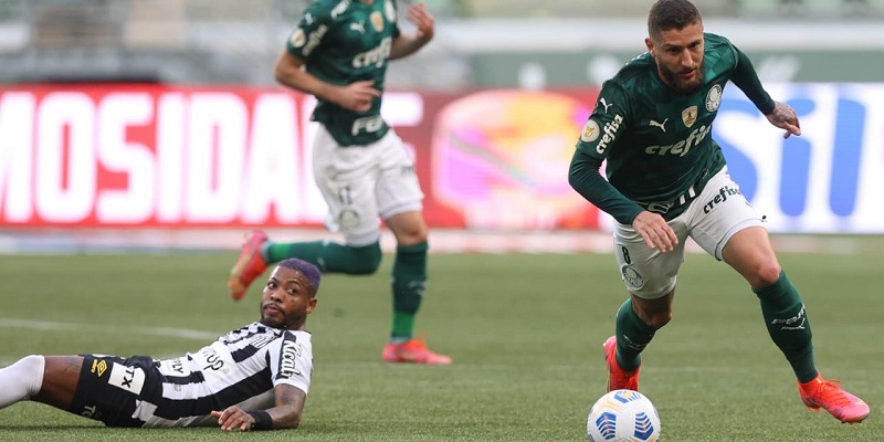 Palmeiras vence o Santos e permanece na liderança do Brasileirão