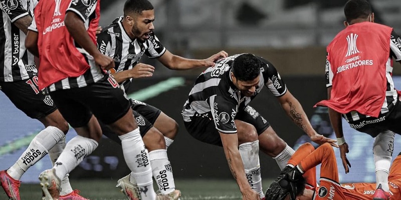 Nos pênaltis: Atlético-MG elimina o Boca Juniors-ARG no Mineirão