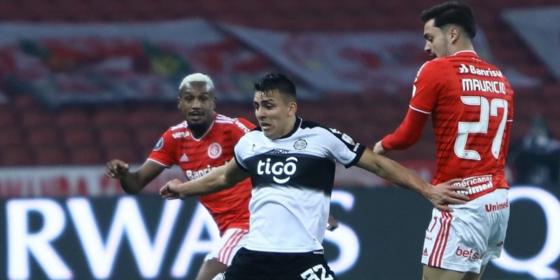 Internacional é eliminado da Libertadores nos pênaltis