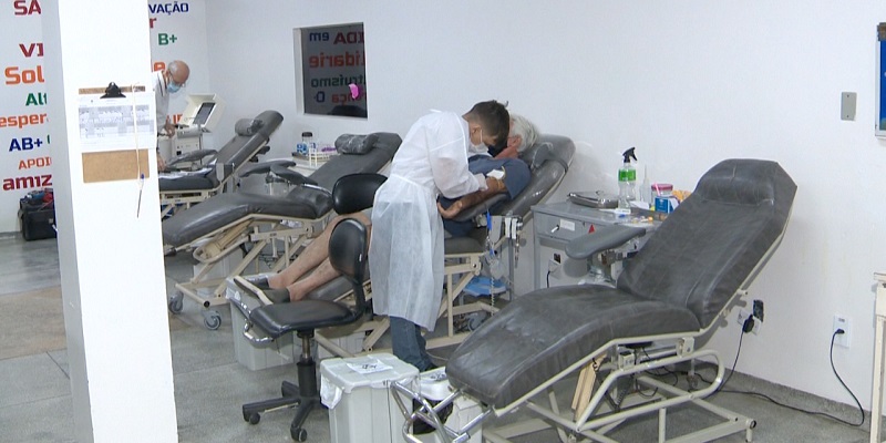 Boa vontade é o principal requisito para doar sangue, diz Hemoacre