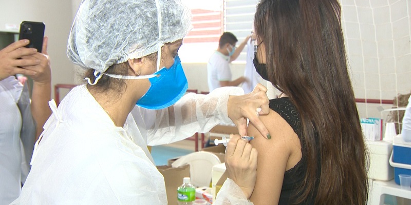 Quase 6 mil rio-branquenses não retornaram para tomar segunda dose da vacina