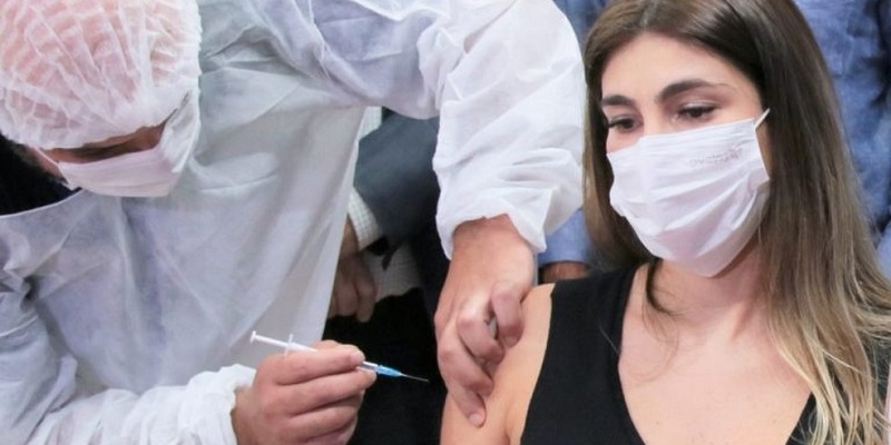 Vacinação continua para maiores de 18 anos em Rio Branco