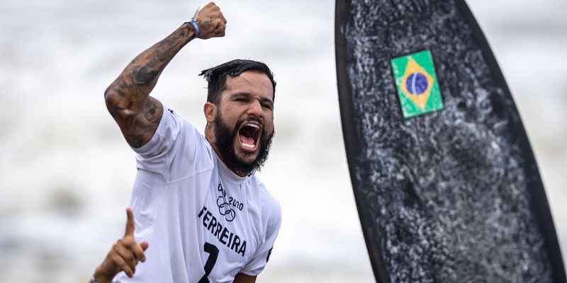 Ítalo Ferreira é ouro em Tóquio e 1º campeão olímpico no surfe