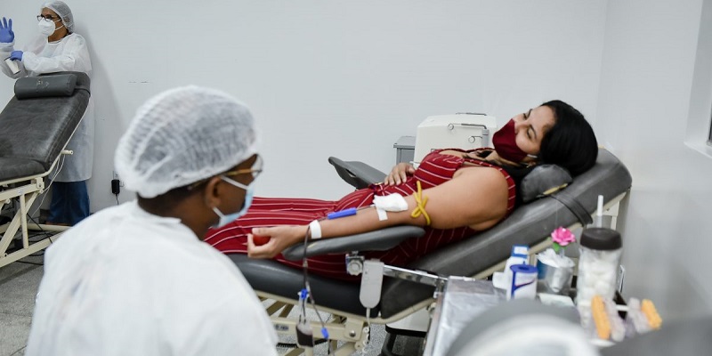 Hemoacre chama doadores devido baixo estoque de sangue
