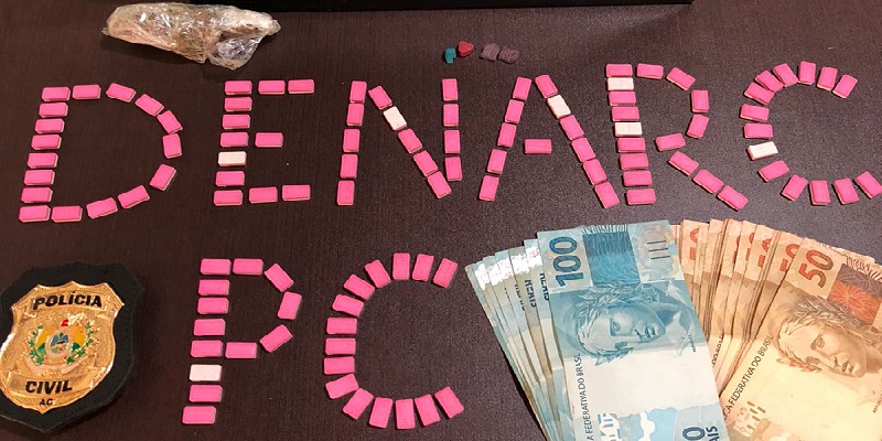 Homem é preso com 114 balas de ecstasy e ingressos de festa ilegal