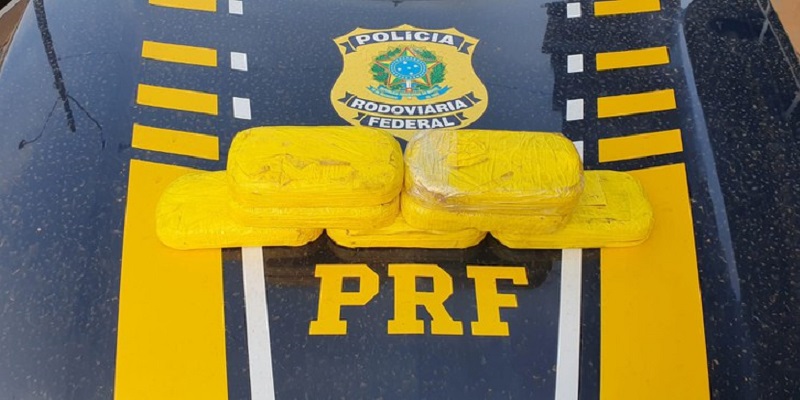 PRF apreende sete quilos de cocaína em Senador Guiomard