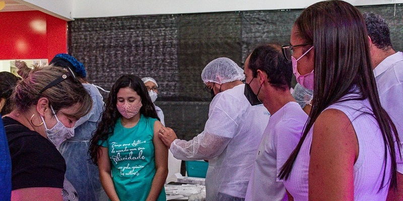 Rio Branco inicia vacinação para maiores de 17 anos nesta quinta