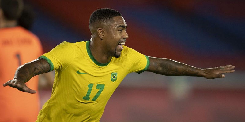 Brasil derrota a Espanha e é bicampeão olímpico no futebol em Tóquio