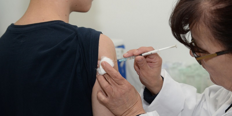 Rio Branco segue vacinando maiores de 15 anos nesta segunda-feira