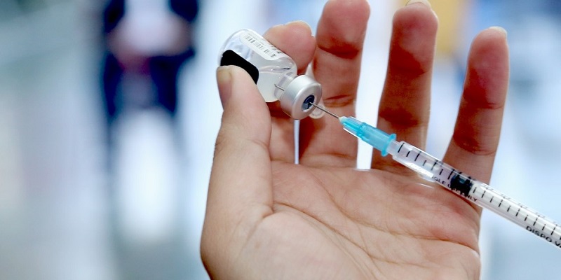 Em Rio Branco, vacinas AstraZeneca e Pfizer serão aplicadas com intervalo de 60 dias entre doses