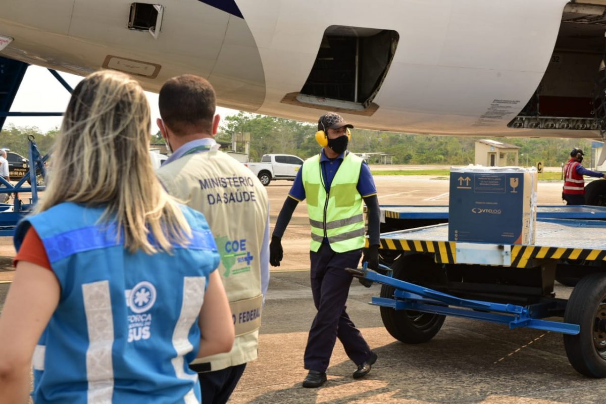 Acre recebe mais de mil doses de vacina contra a covid-19 nesta quarta