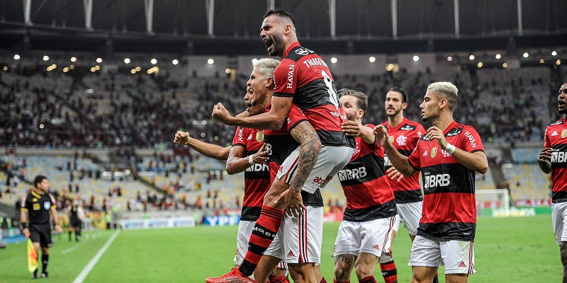 Com presença de público, Flamengo elimina o Grêmio da Copa do Brasil