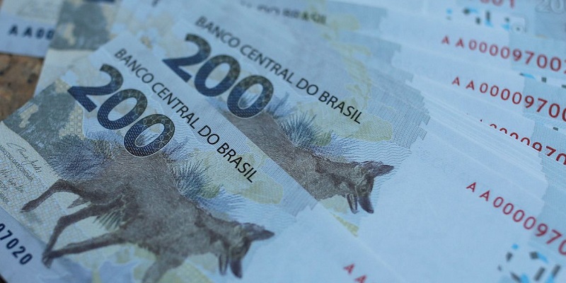Cédulas de R$ 200 completam um ano em circulação no Brasil