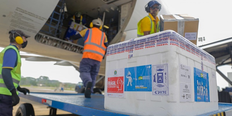 Acre recebe mais 33 mil doses de vacinas contra a covid-19 nesta segunda-feira