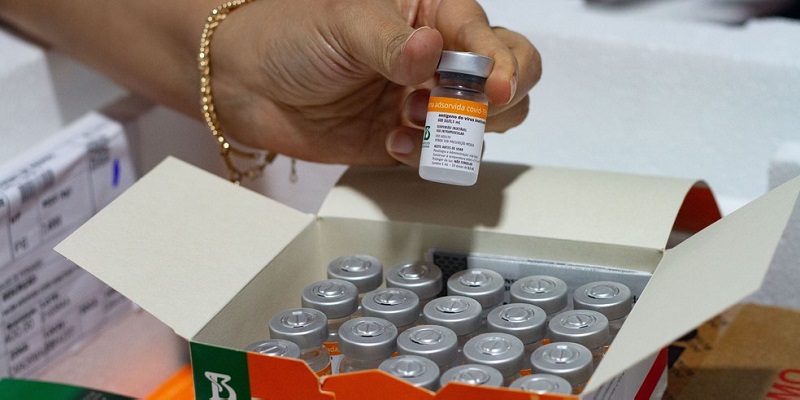 Acre não aplicou doses da CoronaVac de lotes suspensos pela Anvisa