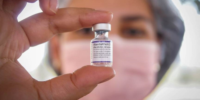 Vacina da Pfizer é segura e protege entre 5 e 11 anos, aponta fabricante