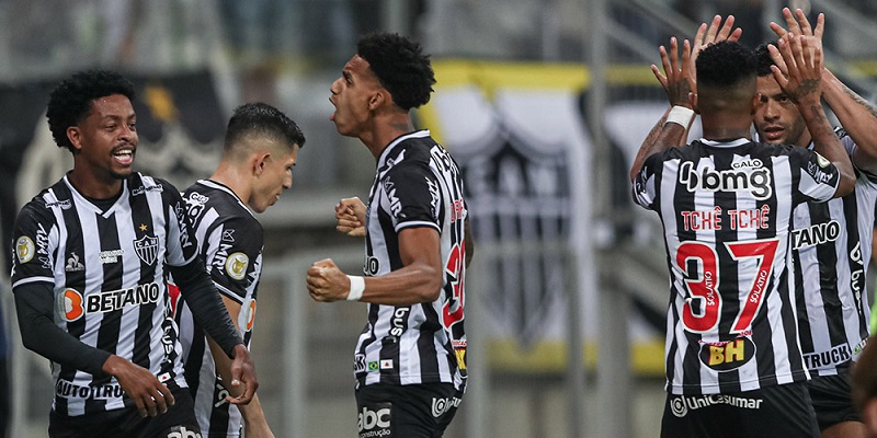 Brasileirão: Galo vence o Internacional e abre 10 pontos de vantagem do 2º colocado