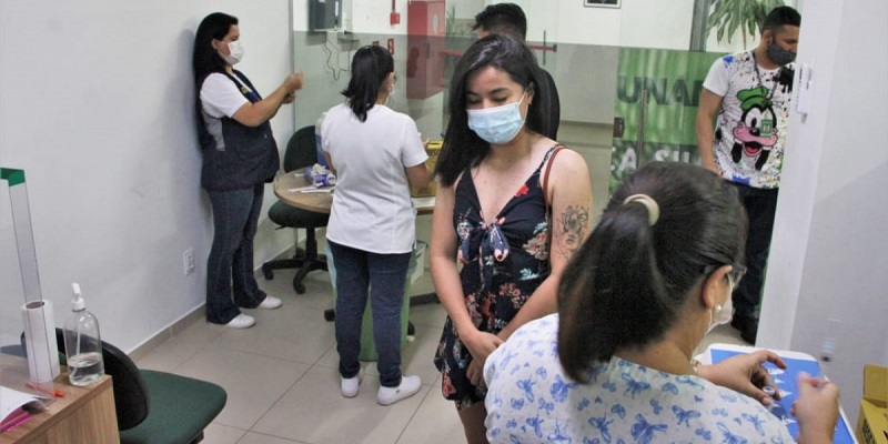 Rio Branco terá mutirão de vacinação contra covid-19 e influenza em Escola Militar