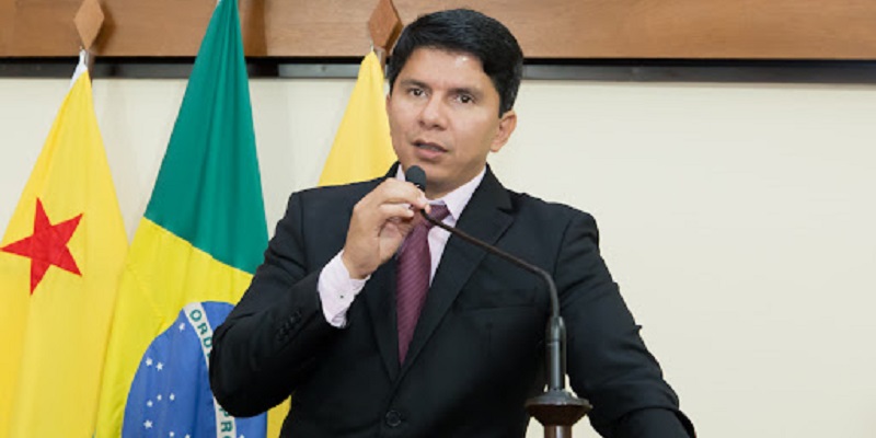 Deputado do Acre apresenta projeto para implantação da energia solar