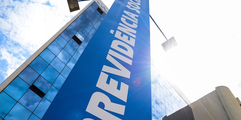 INSS inicia pagamento de segunda parcela do 13º salário a aposentados