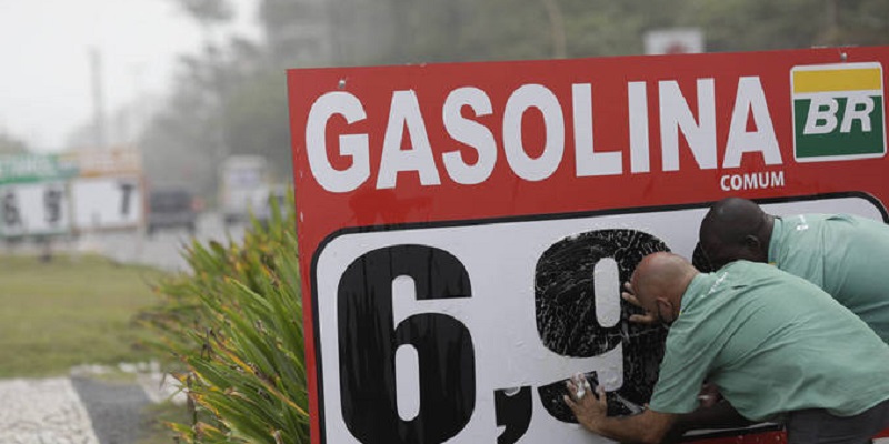 Entenda por que o preço da gasolina não para de subir