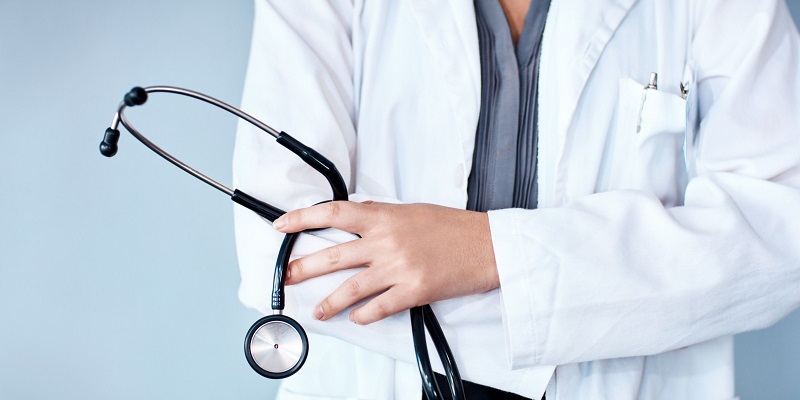 Médicos da rede municipal mantêm paralisação