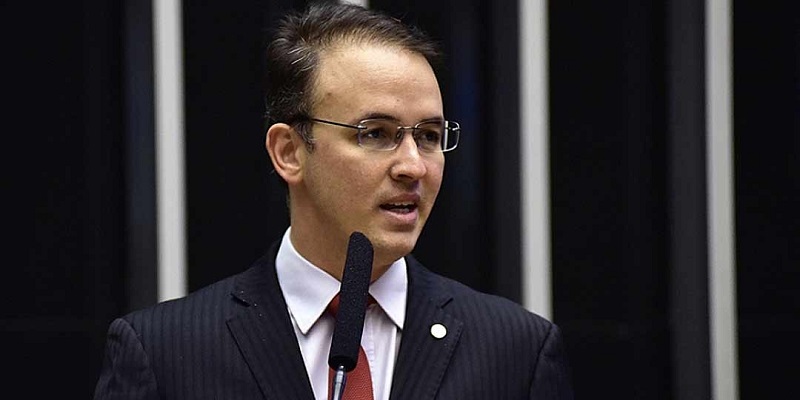 Deputado denuncia que quase 79 mil famílias vão ficar sem renda no Acre