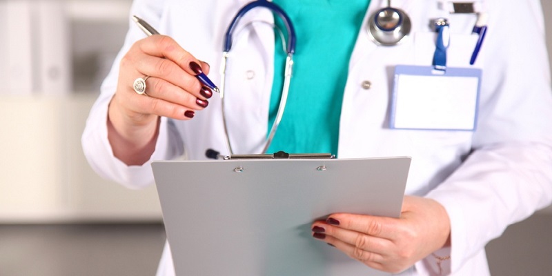 No Acre, mulher tenta obter registro de médica com documentação falsa