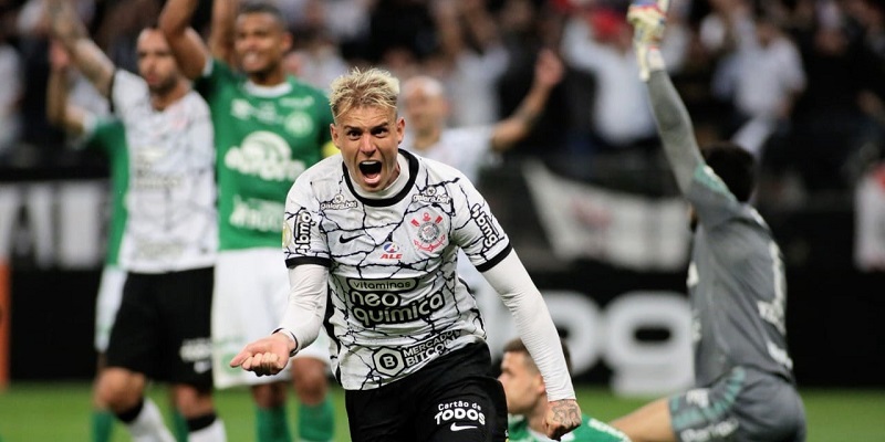 Brasileirão 2021: Timão vence no último lance; derrota do líder e confusão no Sul