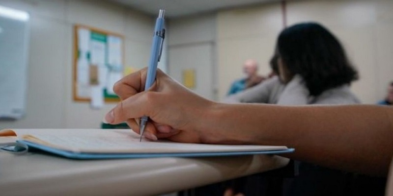 Governo aprova abono salarial para servidores da educação do Acre