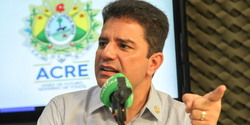 Gladson Cameli institui obrigatoriedade de comprovante de vacinação contra a covid-19