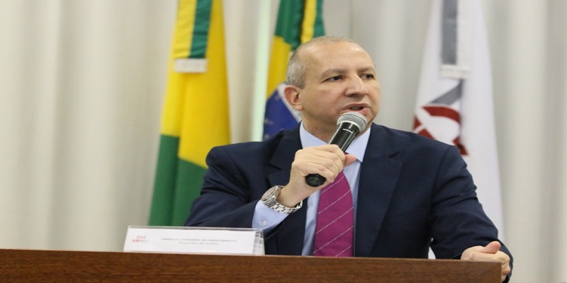 Gladson nomeia Danilo Lovisaro como Procurador-Geral de Justiça